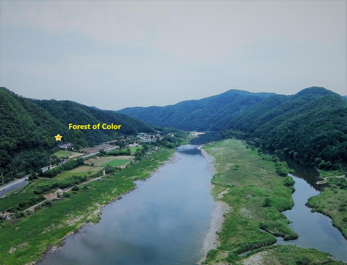Forest Of Color Pension Hongcheon Eksteriør billede